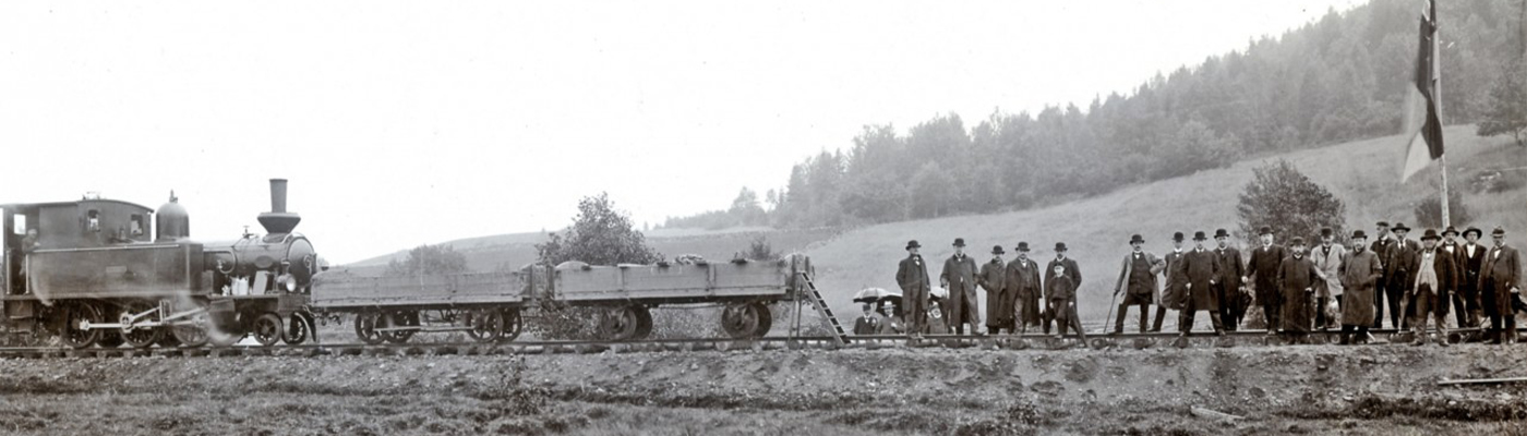 SAJ banan med herrar som bygger den